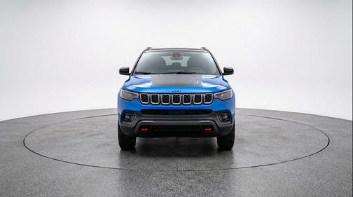 Hydro Blue Pearlcoat 2025 Jeep Compass Trailhawk