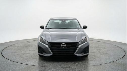 Gun Metallic 2025 Nissan Altima SV FWD