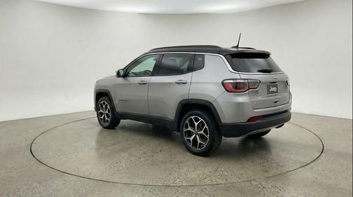 Silver Zynith Metallic Clearcoat 2025 Jeep Compass Limited