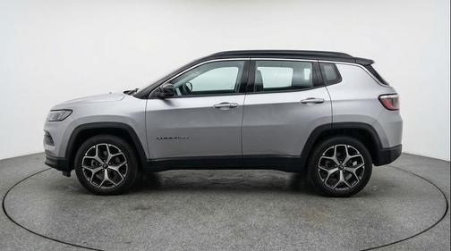 Silver Zynith Metallic Clearcoat 2025 Jeep Compass Limited