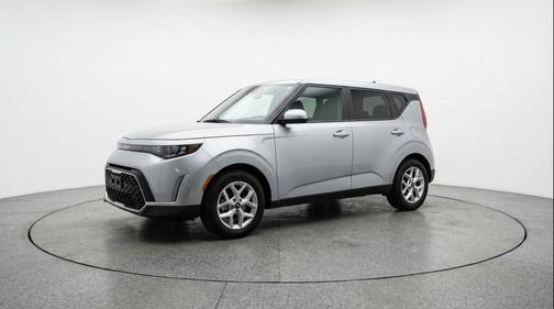 Steel Gray 2025 Kia Soul LX