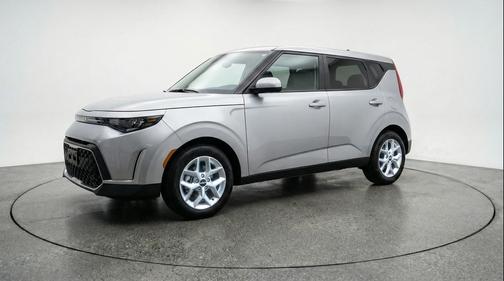 Steel Gray 2025 Kia Soul LX