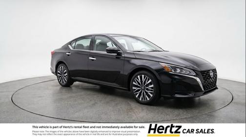 Super Black 2025 Nissan Altima SV FWD