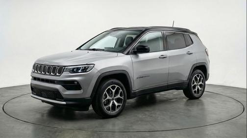 Silver Zynith Metallic Clearcoat 2025 Jeep Compass Limited