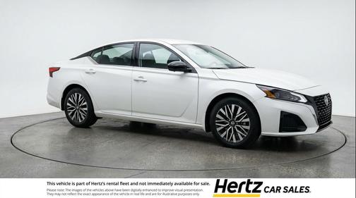 Glacier White 2025 Nissan Altima SV FWD
