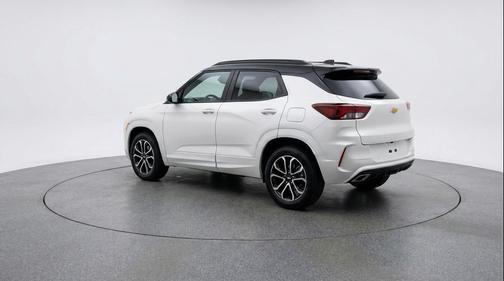 Summit White 2025 Chevrolet Trailblazer LT