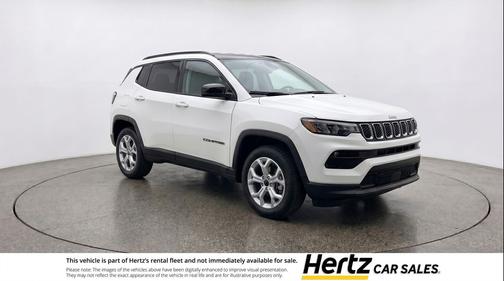 Bright White Clearcoat 2025 Jeep Compass Latitude