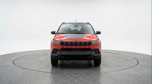 Red Hot Pearlcoat 2025 Jeep Compass Trailhawk