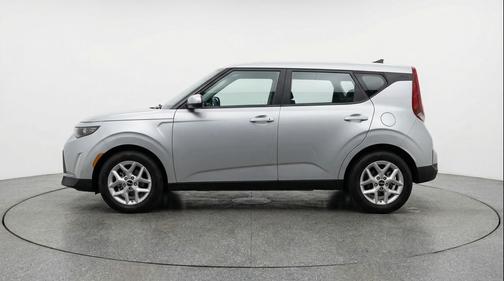Steel Gray 2025 Kia Soul LX