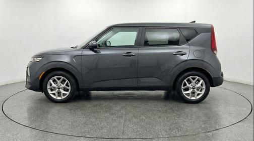 Gravity Gray 2025 Kia Soul LX