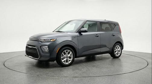 Gravity Gray 2025 Kia Soul LX