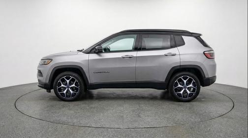 Silver Zynith Metallic Clearcoat 2025 Jeep Compass Limited