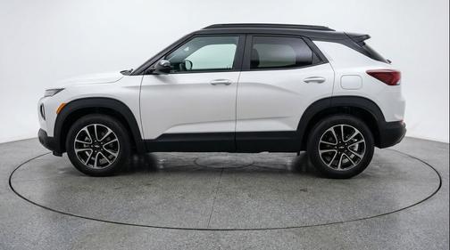 Summit White 2025 Chevrolet Trailblazer LT