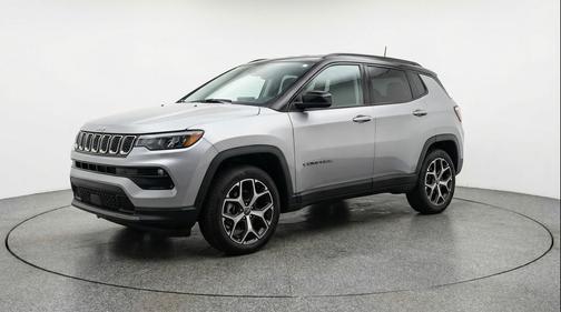 Silver Zynith Metallic Clearcoat 2025 Jeep Compass Limited