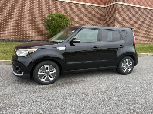 2017 Kia Soul EV Base