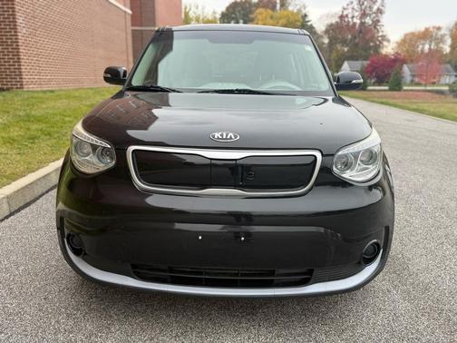 2017 Kia Soul EV Base