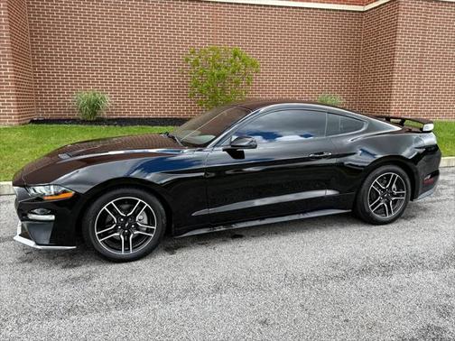 2018 Ford Mustang EcoBoost