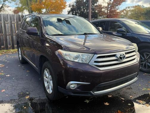 2013 Toyota Highlander SE