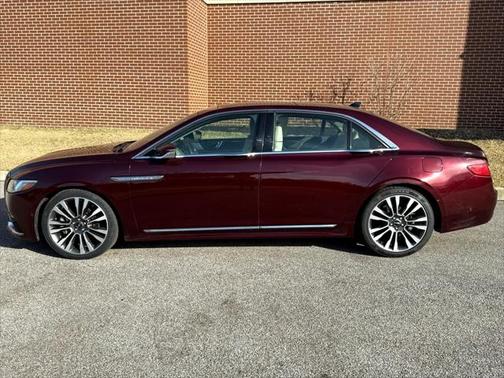 2019 Lincoln Continental Reserve
