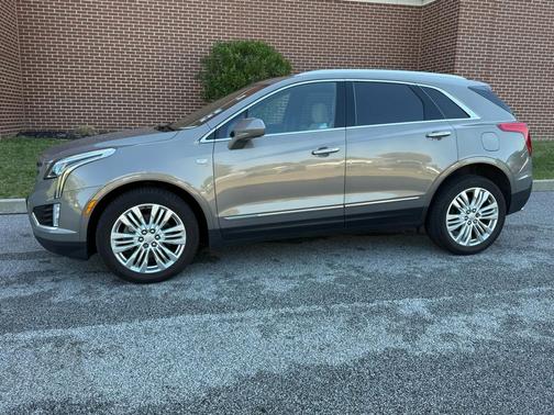 2018 Cadillac XT5 Premium Luxury