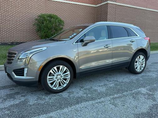 2018 Cadillac XT5 Premium Luxury
