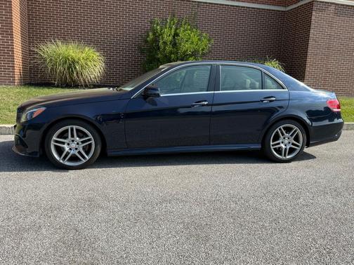 2015 Mercedes-Benz E-Class 4MATIC