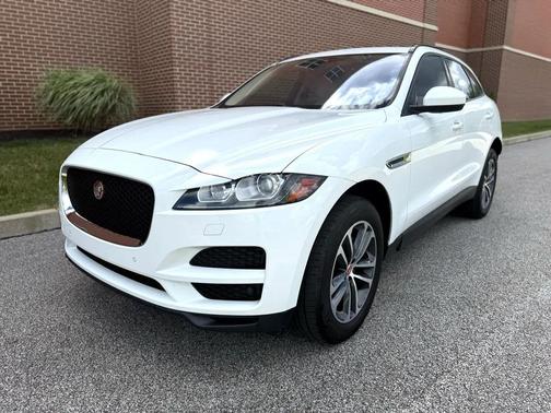 2018 Jaguar F-PACE 25t Premium
