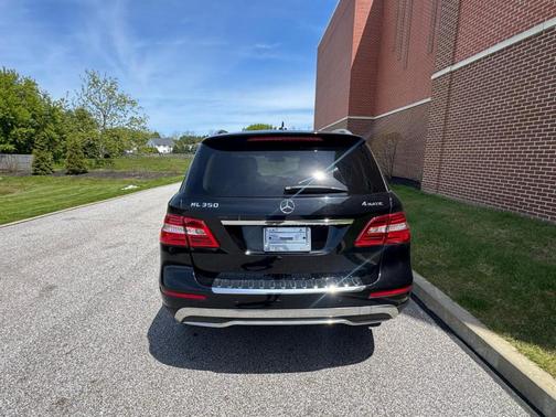 Black 2013 Mercedes-Benz M-Class ML 350 4MATIC