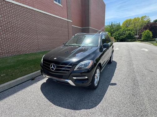 Black 2013 Mercedes-Benz M-Class ML 350 4MATIC