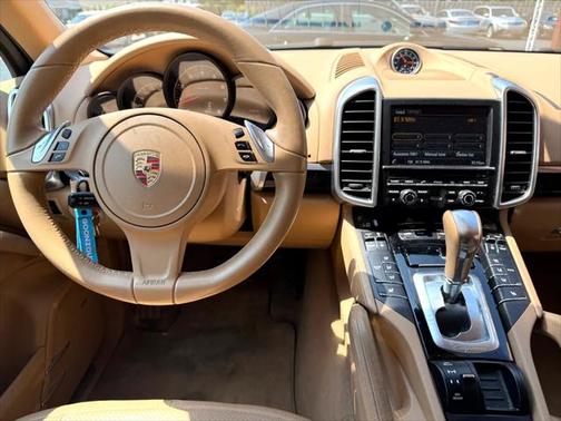 2014 Porsche Cayenne Base