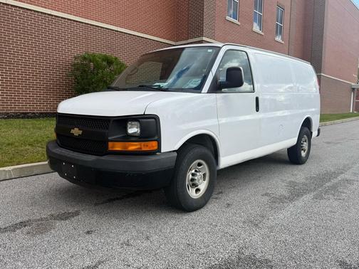 2013 Chevrolet Express 2500 Work Van