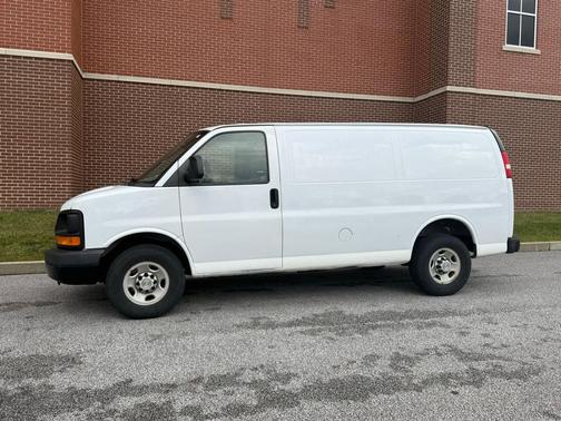 2013 Chevrolet Express 2500 Work Van
