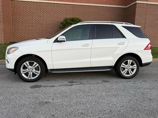 2015 Mercedes-Benz M-Class 4MATIC