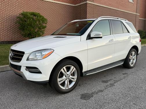 2015 Mercedes-Benz M-Class 4MATIC