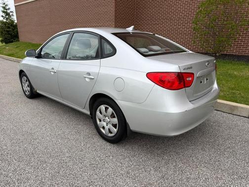 Quicksilver Metallic 2009 Hyundai ELANTRA GLS