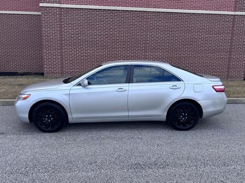 Silver 2009 Toyota Camry CE