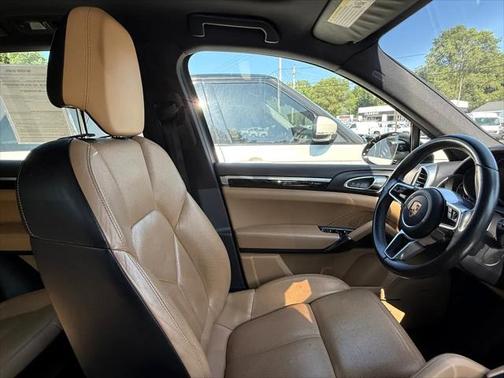 2014 Porsche Cayenne GTS