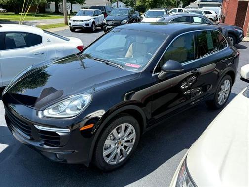 2014 Porsche Cayenne GTS