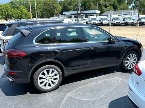 2014 Porsche Cayenne GTS