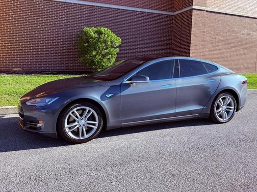 2013 Tesla Model S Performance