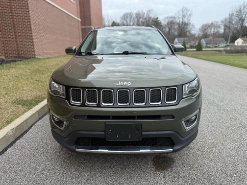 Green 2018 Jeep Compass Limited
