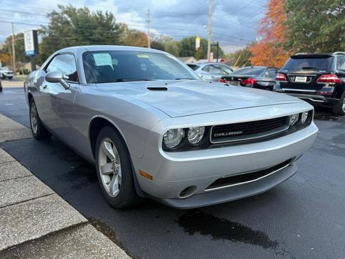 2012 Dodge Challenger SXT