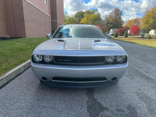 2012 Dodge Challenger SXT