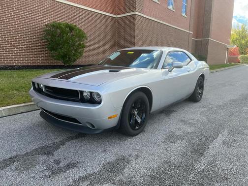 2012 Dodge Challenger SXT