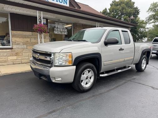 Silver 2008 Chevrolet Silverado 1500 LT1 Extended Cab