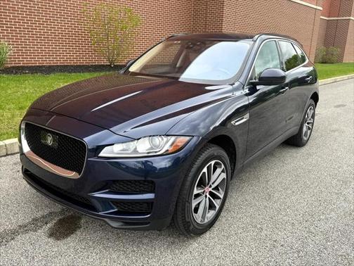 2019 Jaguar F-PACE 25t Premium