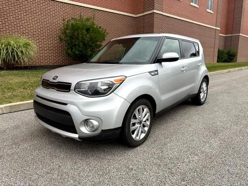 2017 Kia Soul +