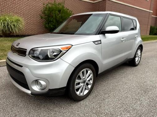 2017 Kia Soul +