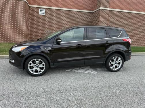 Black 2013 Ford Escape SEL