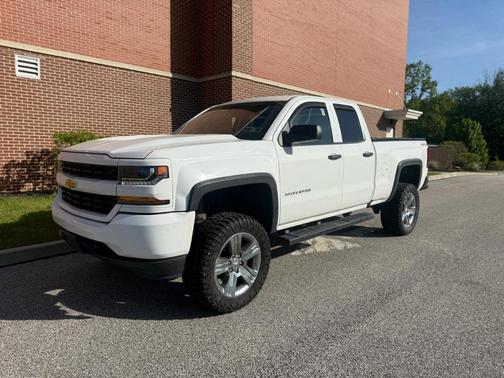 White 2016 Chevrolet Silverado 1500 Custom
